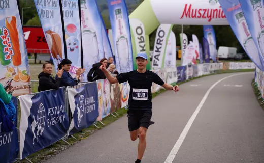 Nie pozostawili złudzeń! W tym roku Bieg Górski na 11 km należał do nich [WIDEO] - 53